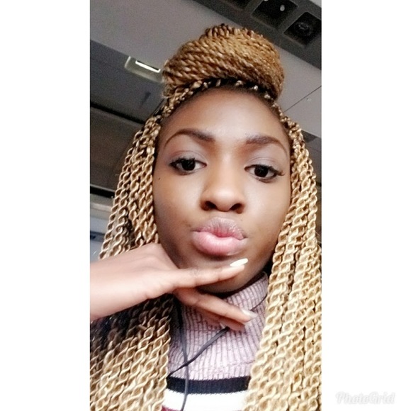 Meet your Posher, Reine - Picture 1 of 1